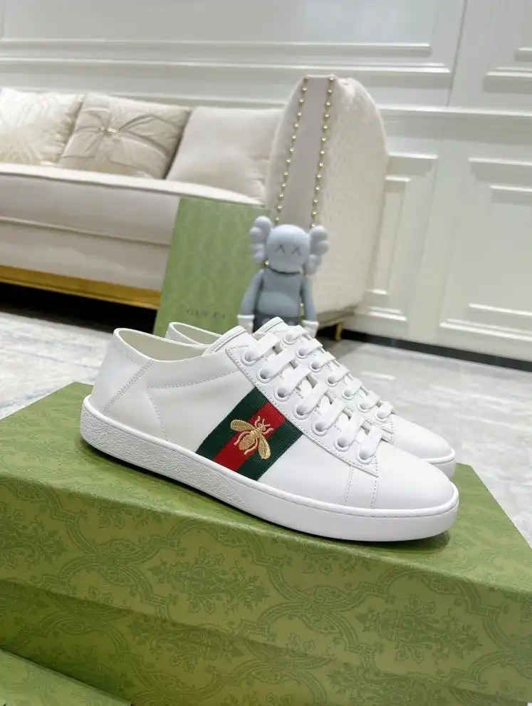 hype Gucci Sneakers