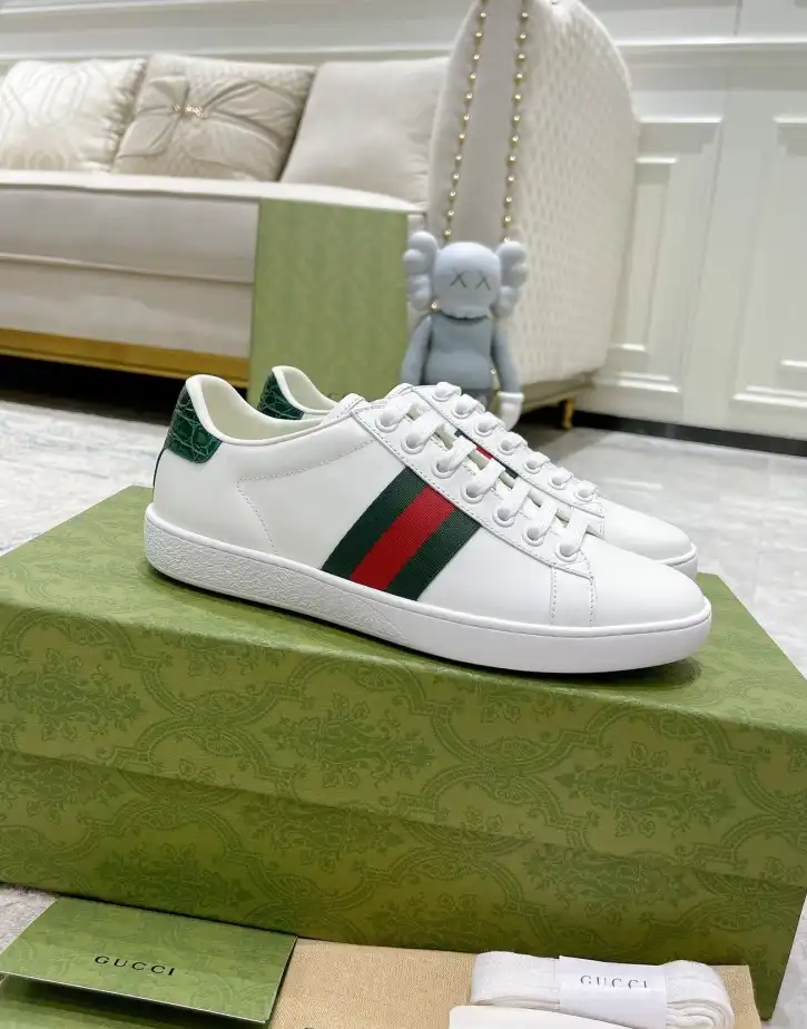 hype Gucci Sneakers