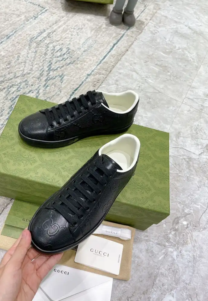 hype Gucci Sneakers