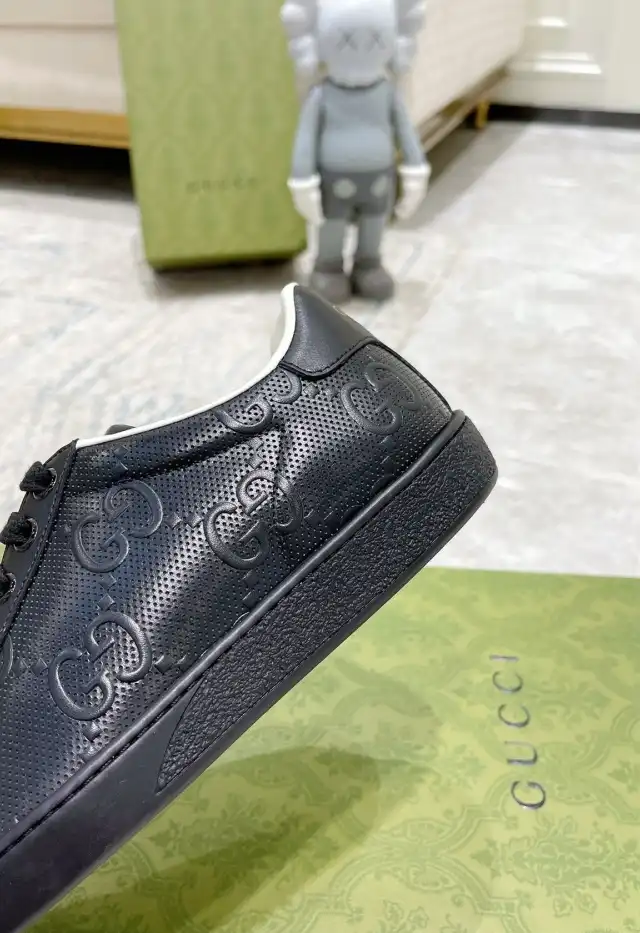 hype Gucci Sneakers