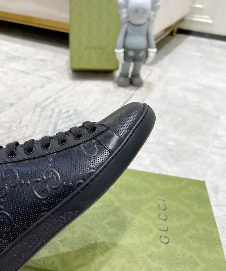 hype Gucci Sneakers