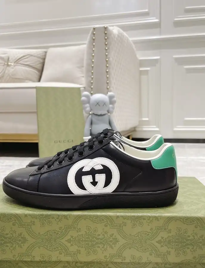 hype Gucci Sneakers