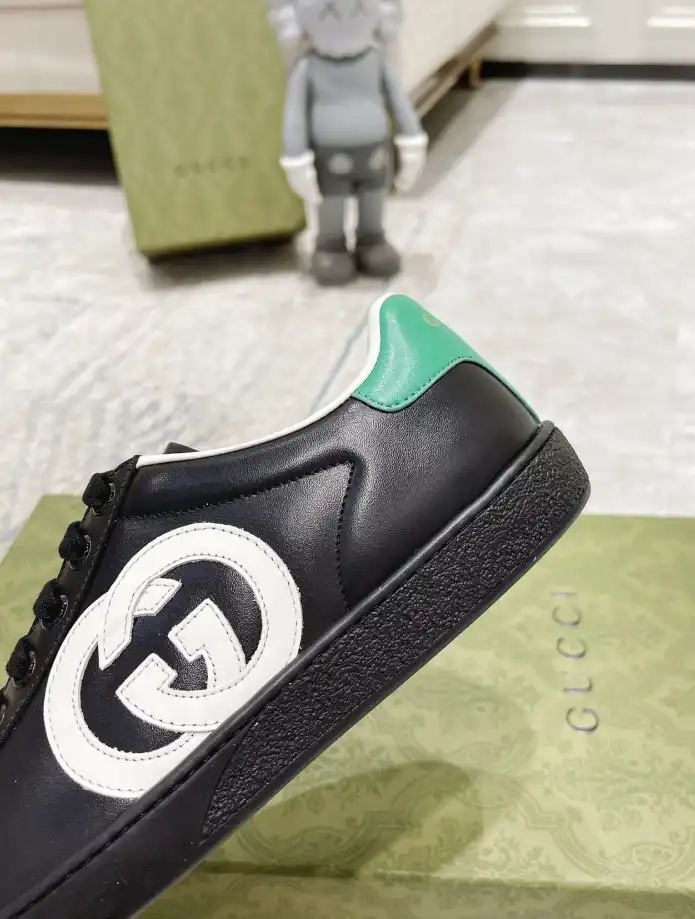 hype Gucci Sneakers