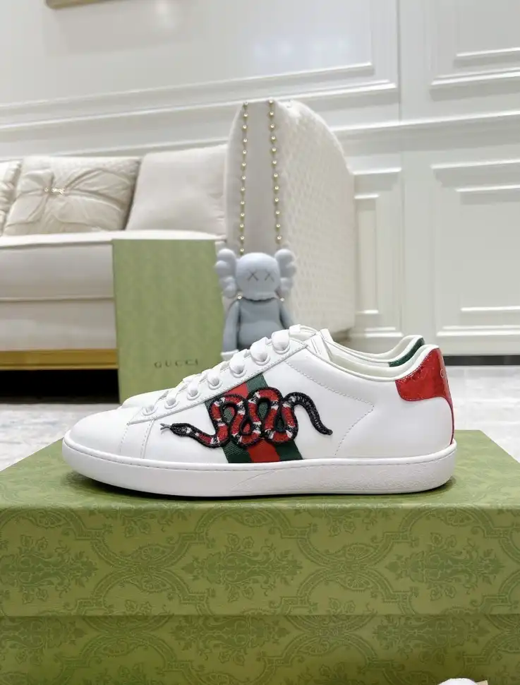 hype Gucci Sneakers