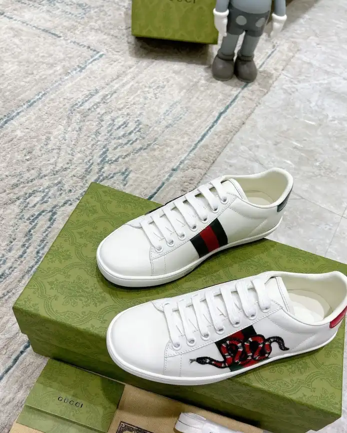 hype Gucci Sneakers