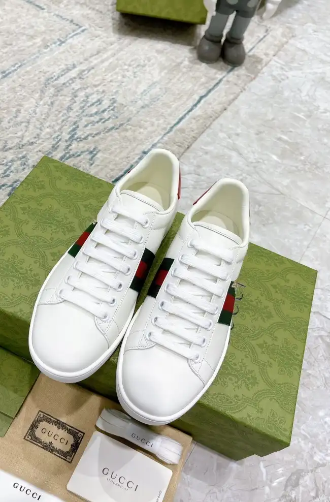 hype Gucci Sneakers