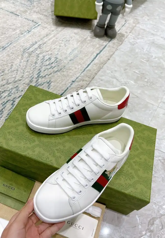 hype Gucci Sneakers