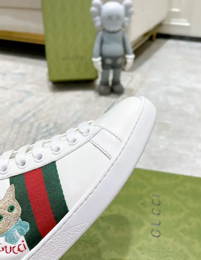 hype Gucci Sneakers