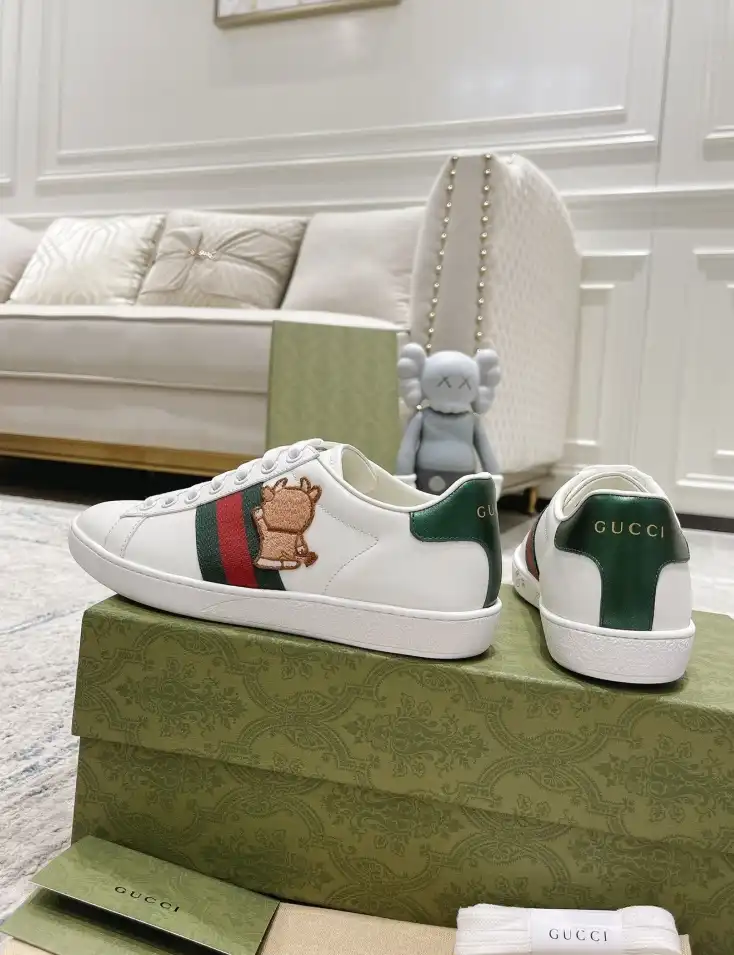 hype Gucci Sneakers