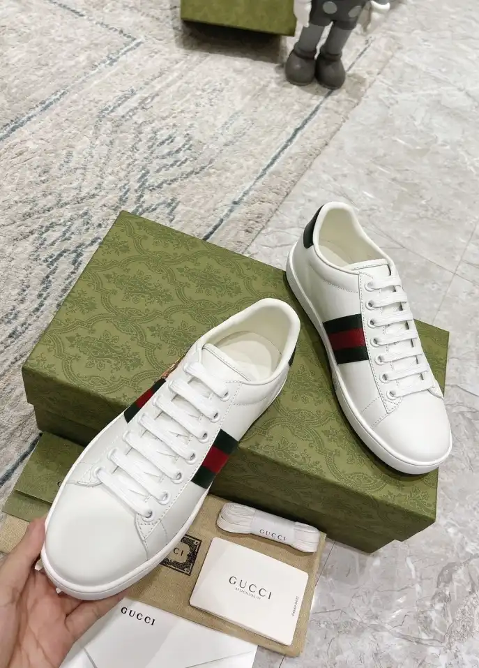 hype Gucci Sneakers