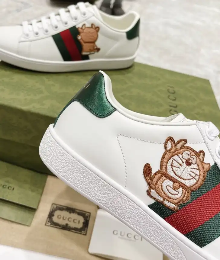 hype Gucci Sneakers