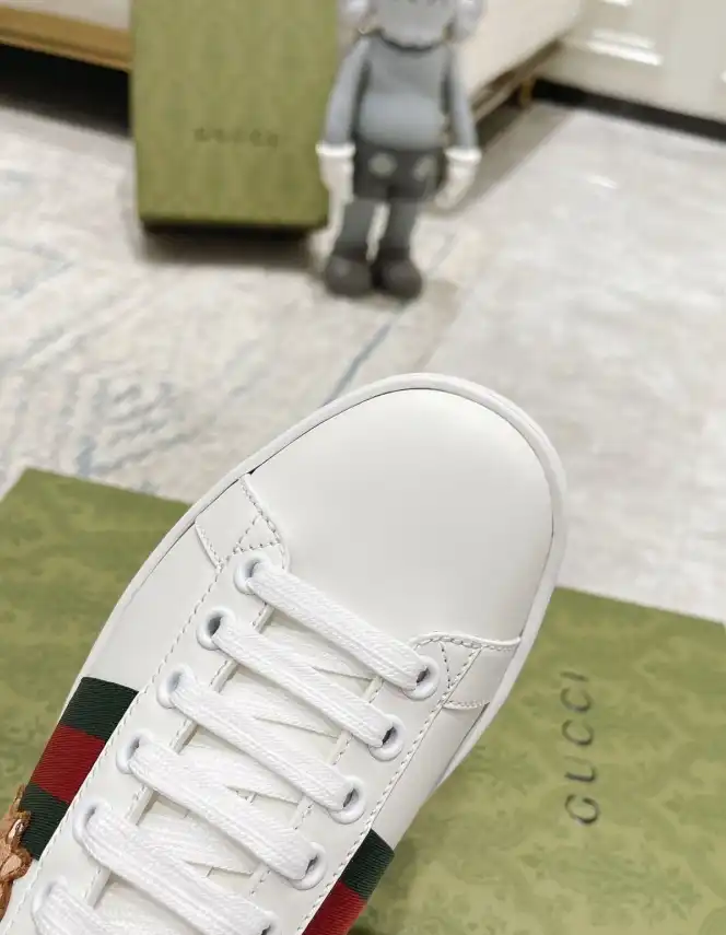 hype Gucci Sneakers