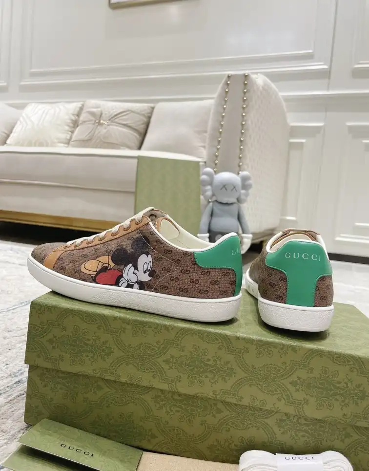 hype Gucci Sneakers