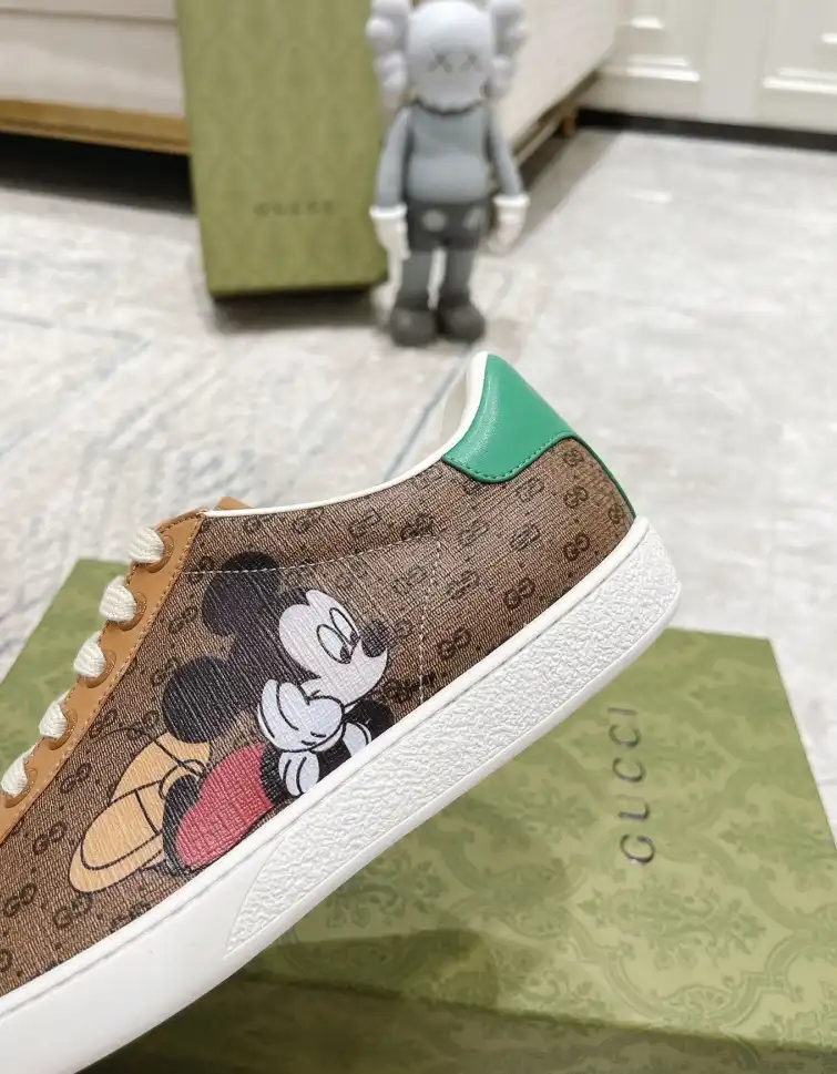 hype Gucci Sneakers