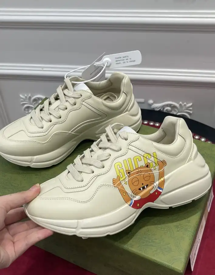 hype Balenciaga Sneakers