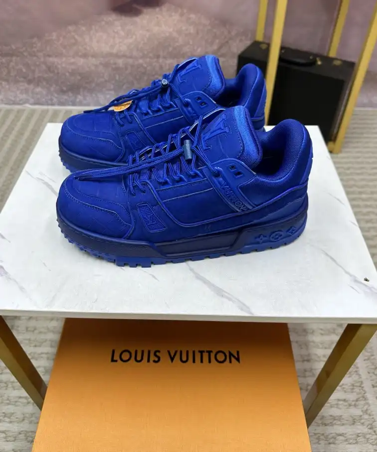 hype Louis Vuitton Sneakers