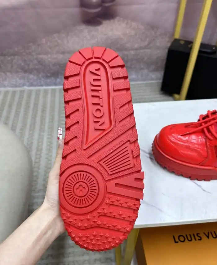 hype Louis Vuitton Sneakers