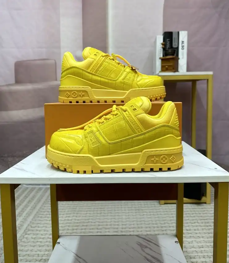 hype Louis Vuitton Sneakers