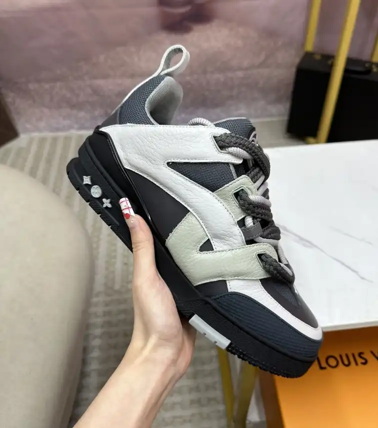 hype Louis Vuitton Sneakers