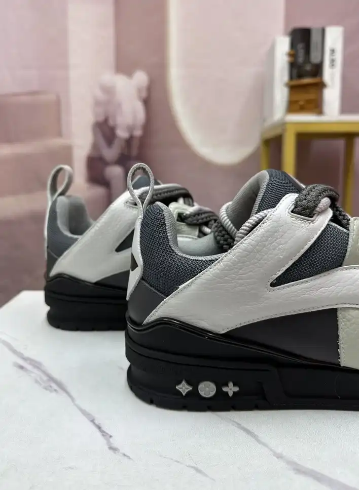 hype Louis Vuitton Sneakers