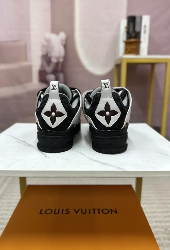 hype Louis Vuitton Sneakers