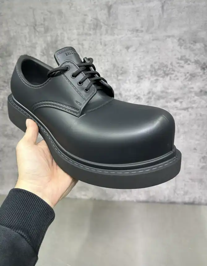 hype Balenciaga Sneakers