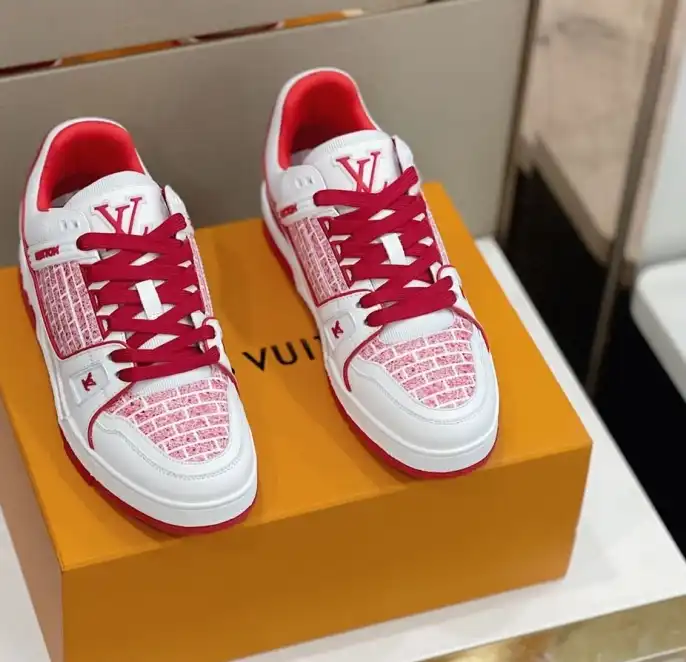 hype Louis Vuitton Sneakers