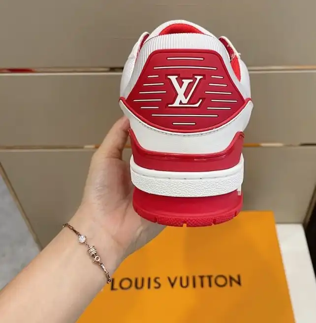 hype Louis Vuitton Sneakers