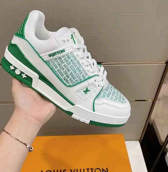 hype Louis Vuitton Sneakers