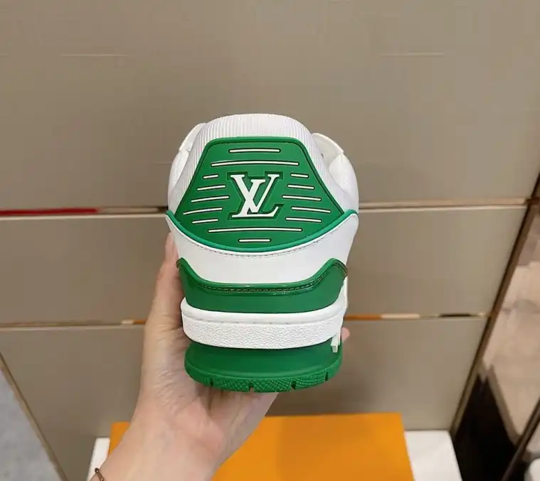 hype Louis Vuitton Sneakers