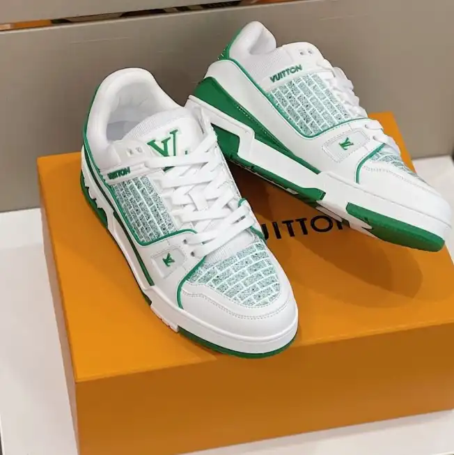 hype Louis Vuitton Sneakers