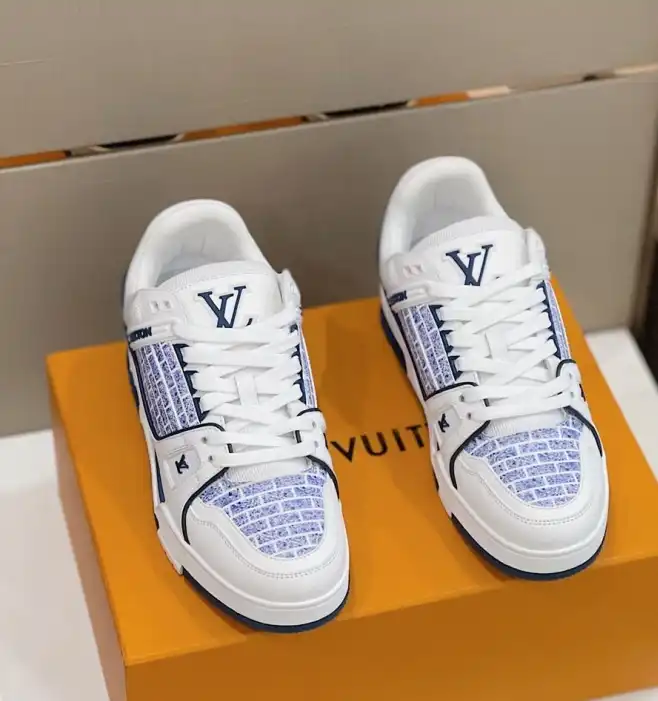 hype Louis Vuitton Sneakers