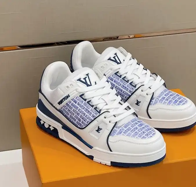 hype Louis Vuitton Sneakers