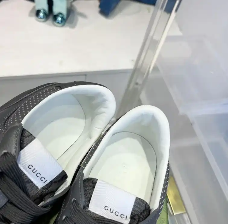 hype Gucci Sneakers