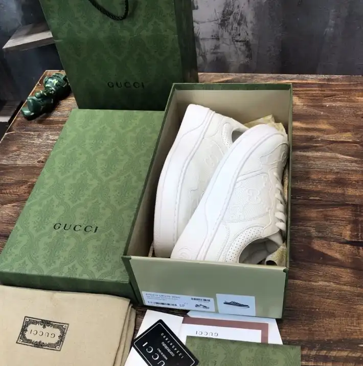 hype Gucci Sneakers