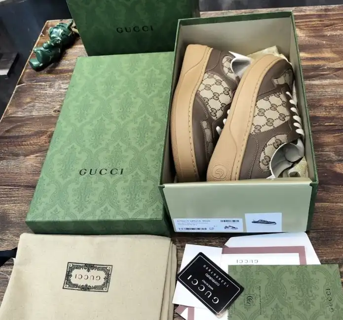 hype Gucci Sneakers