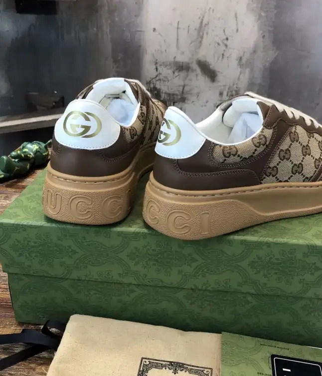 hype Gucci Sneakers