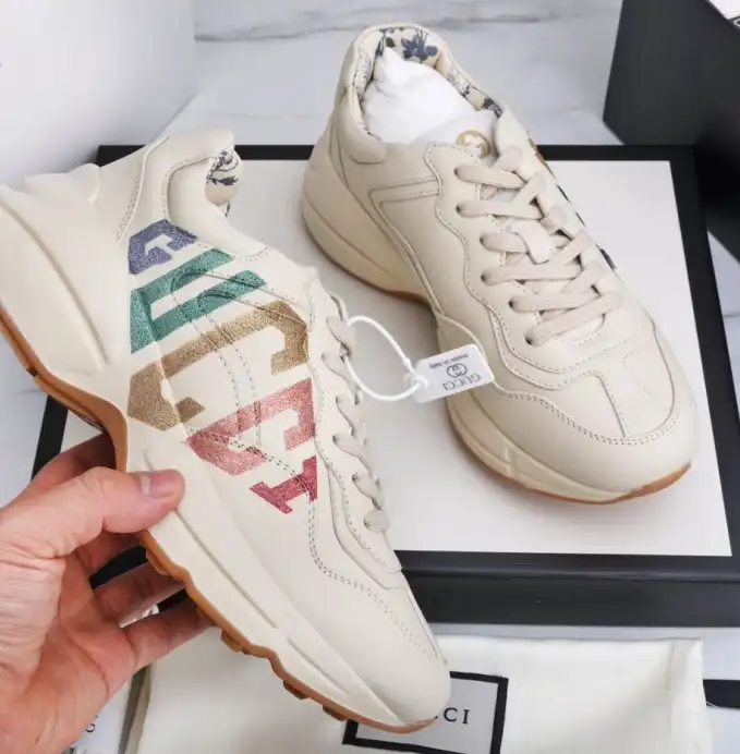 hype Gucci Sneakers