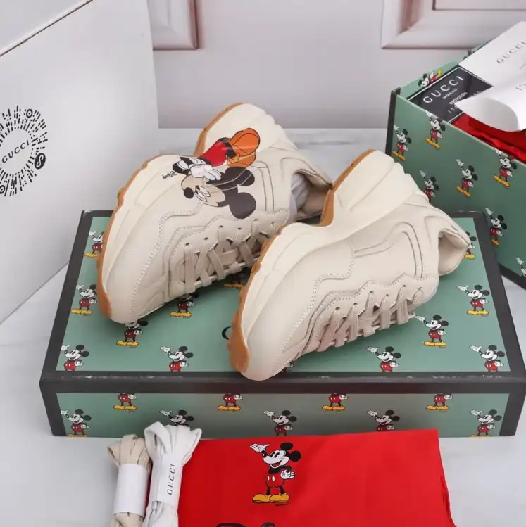 hype Gucci Sneakers