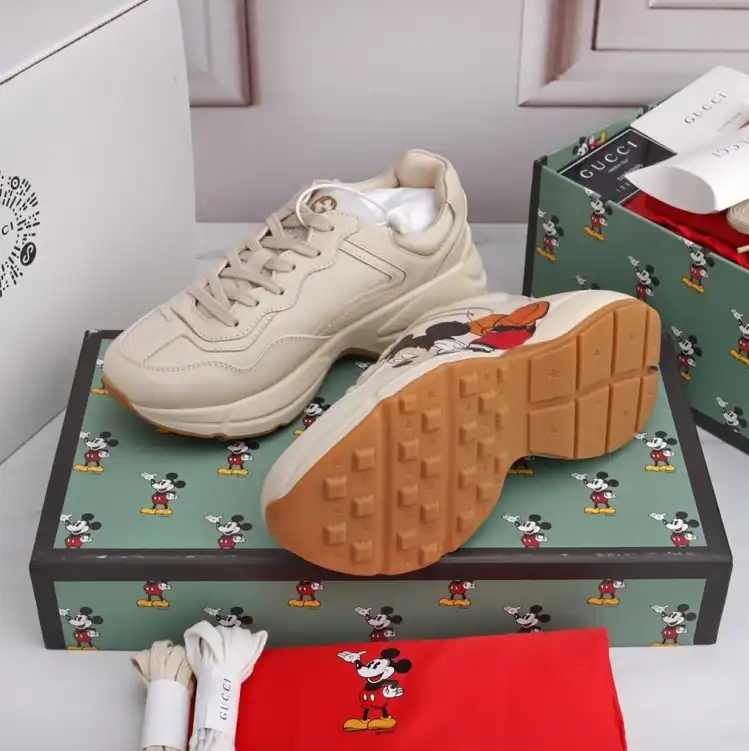 hype Gucci Sneakers