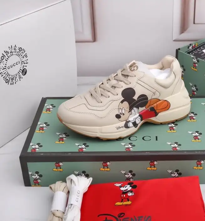 hype Gucci Sneakers