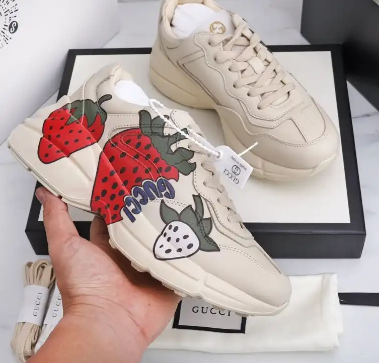 hype Gucci Sneakers