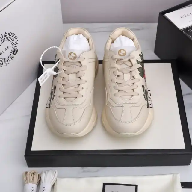 hype Gucci Sneakers