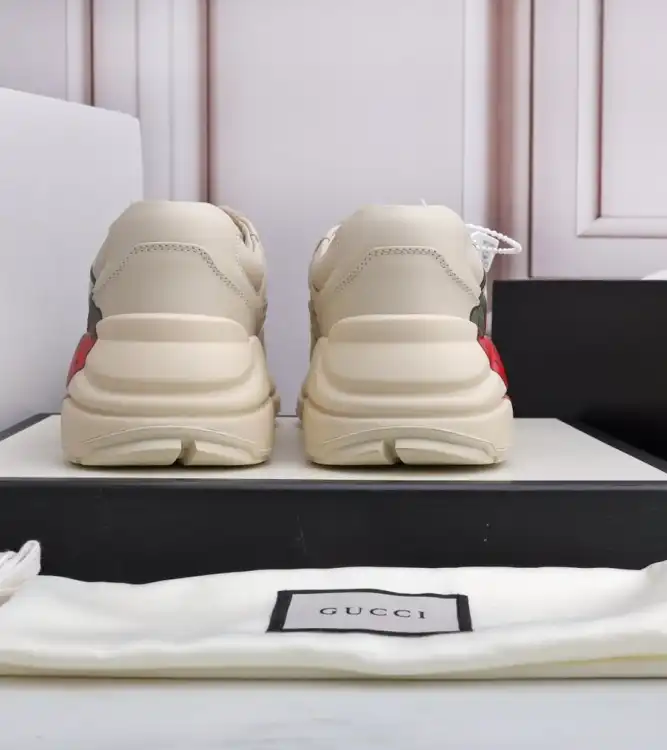 hype Gucci Sneakers