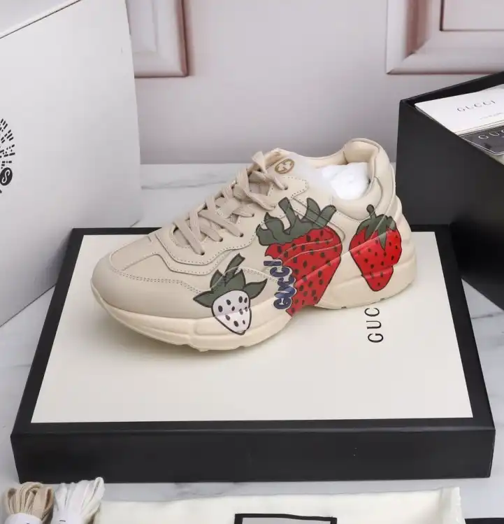 hype Gucci Sneakers