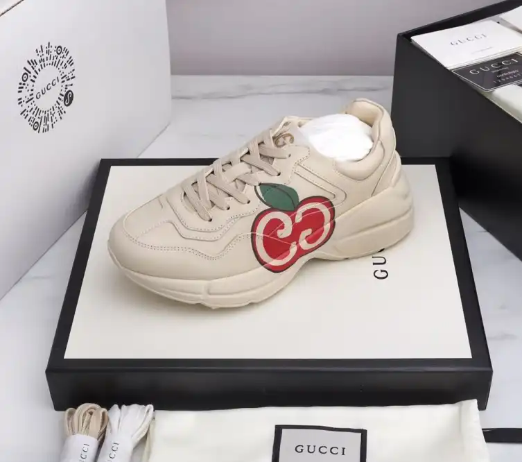 hype Gucci Sneakers