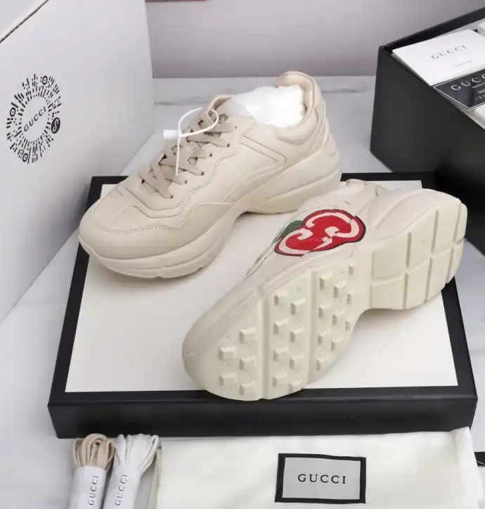 hype Gucci Sneakers