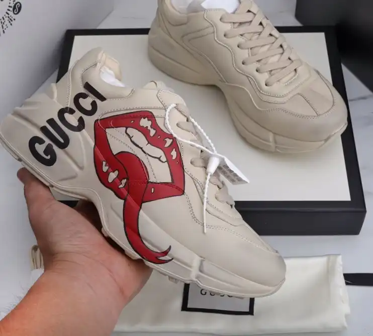 hype Gucci Sneakers