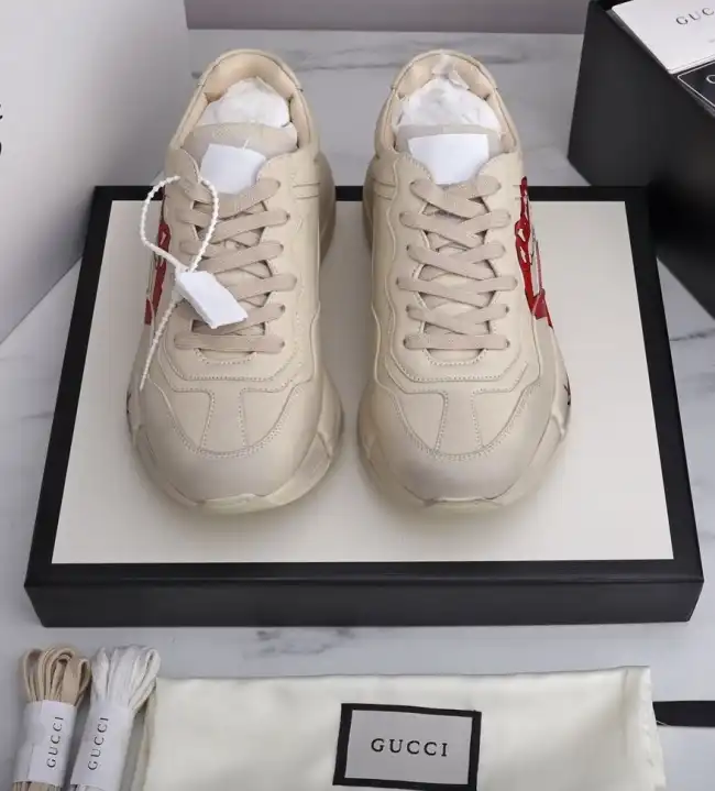 hype Gucci Sneakers