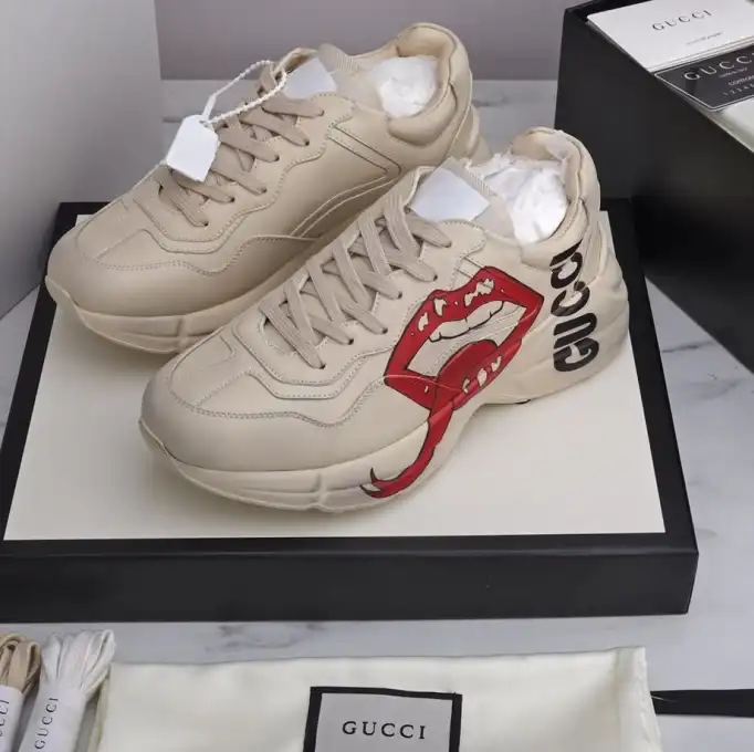 hype Gucci Sneakers